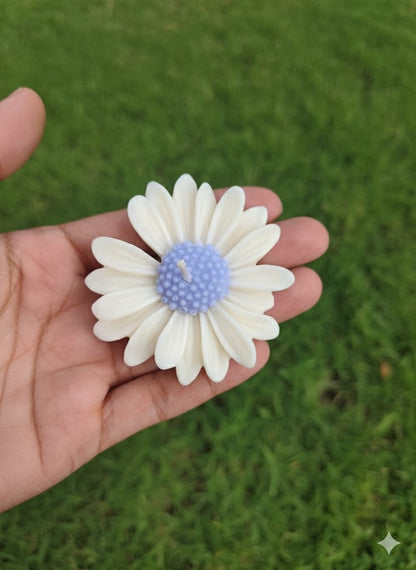 Daizy Flower Candle