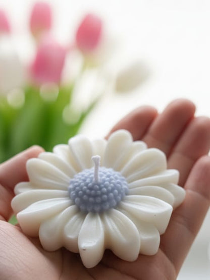 Daizy Flower Candle