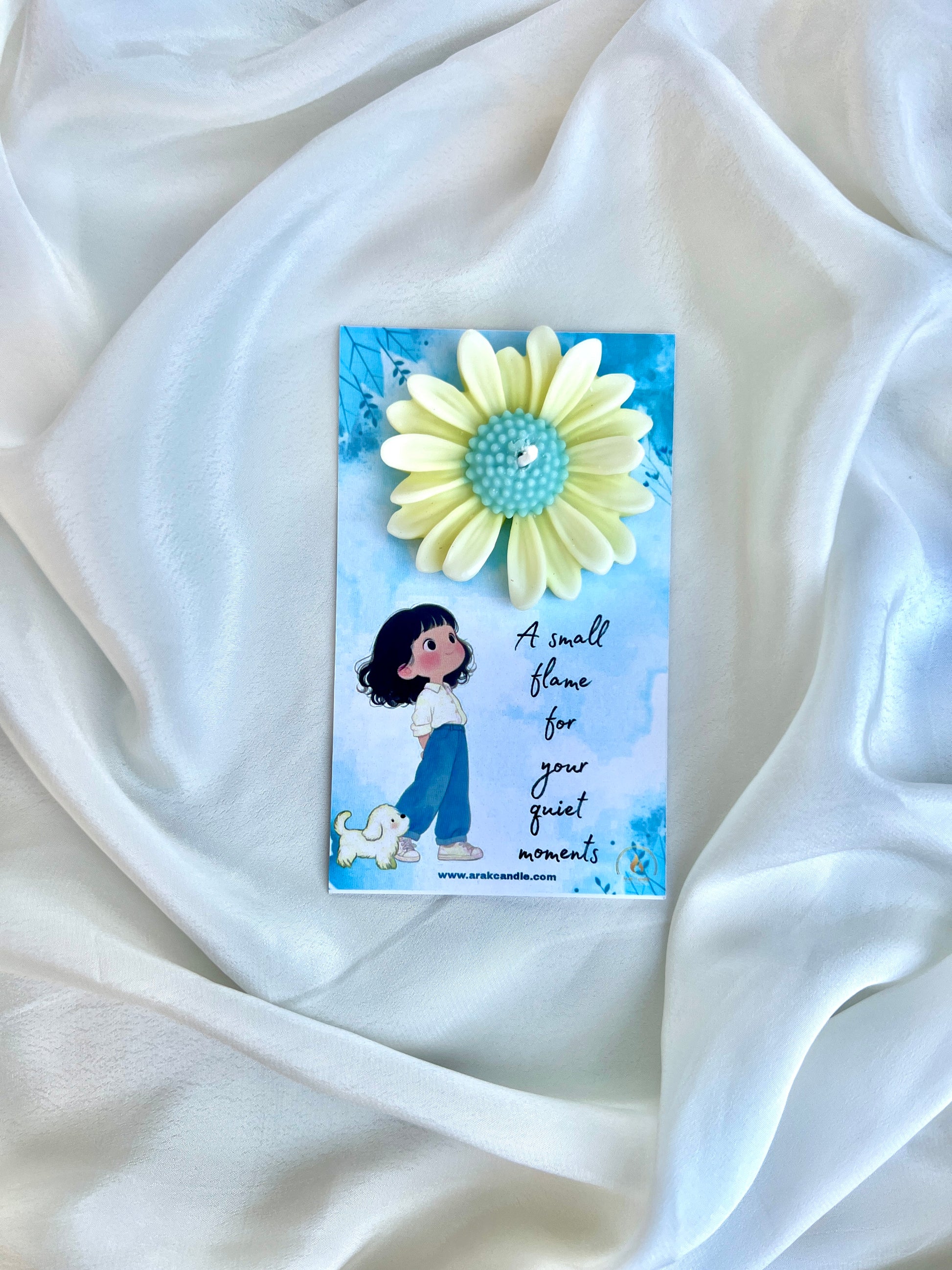 Daisy Flower Design Candle for Home Décor – Arak Candle