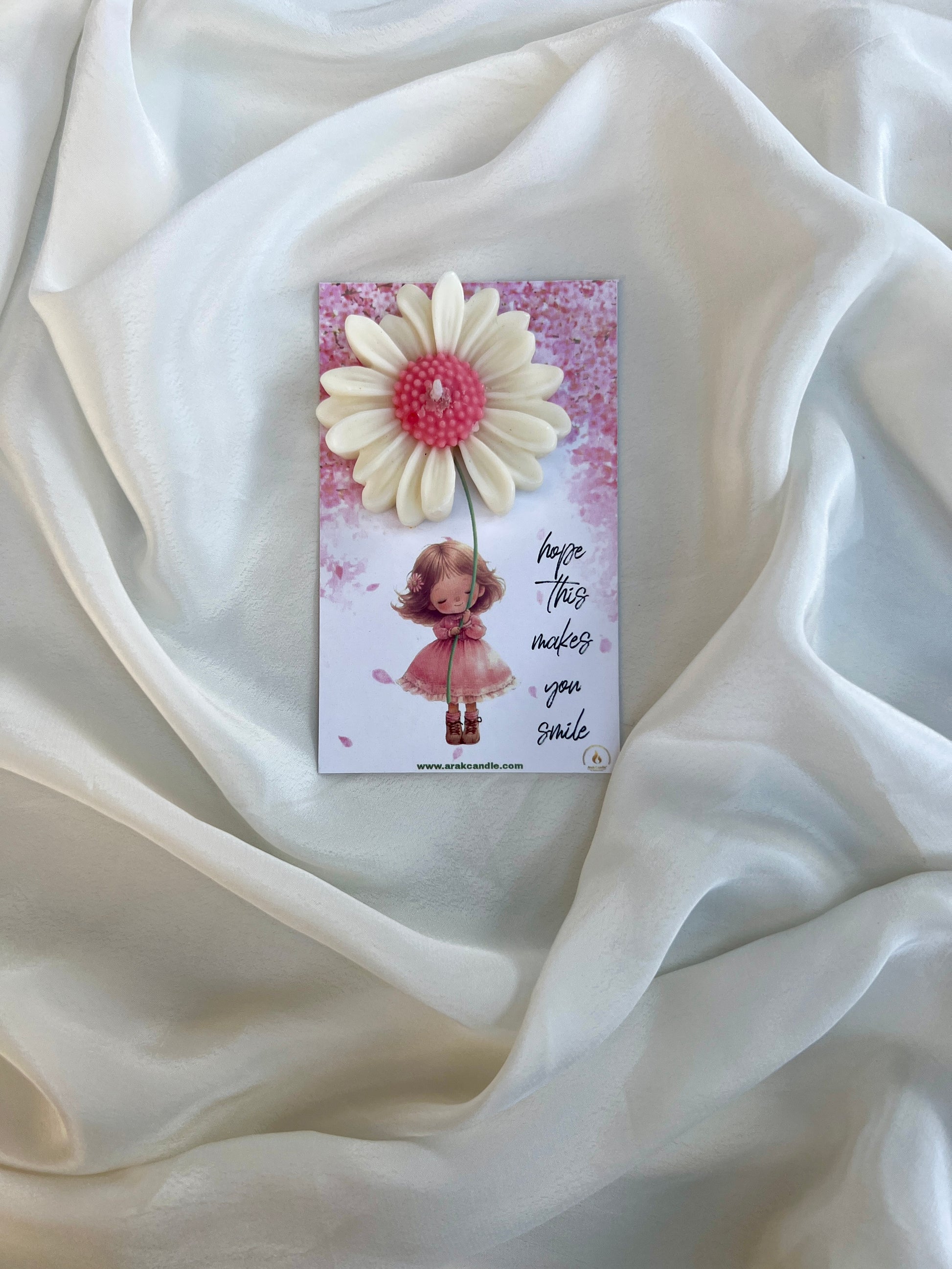 Daisy Flower Design Candle for Home Décor – Arak Candle